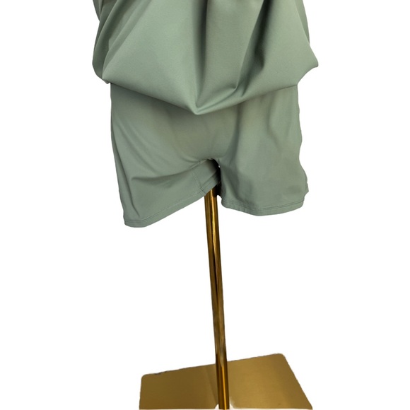 NWT Halara Softlyzero Easy Peezy Edition Sage Green - Size M - Picture 3 of 7